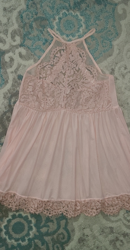 Torrid size 2 pink lingerie